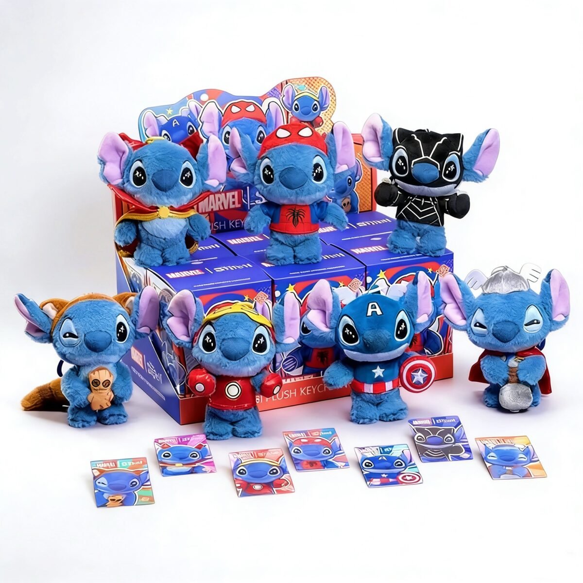 AR-2243 Llaveros de Peluche Cajas Sorpresa de Stitch Con Vengadores